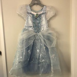 Disney princess Cinderella dress up dress size 5/6- brand new with tags